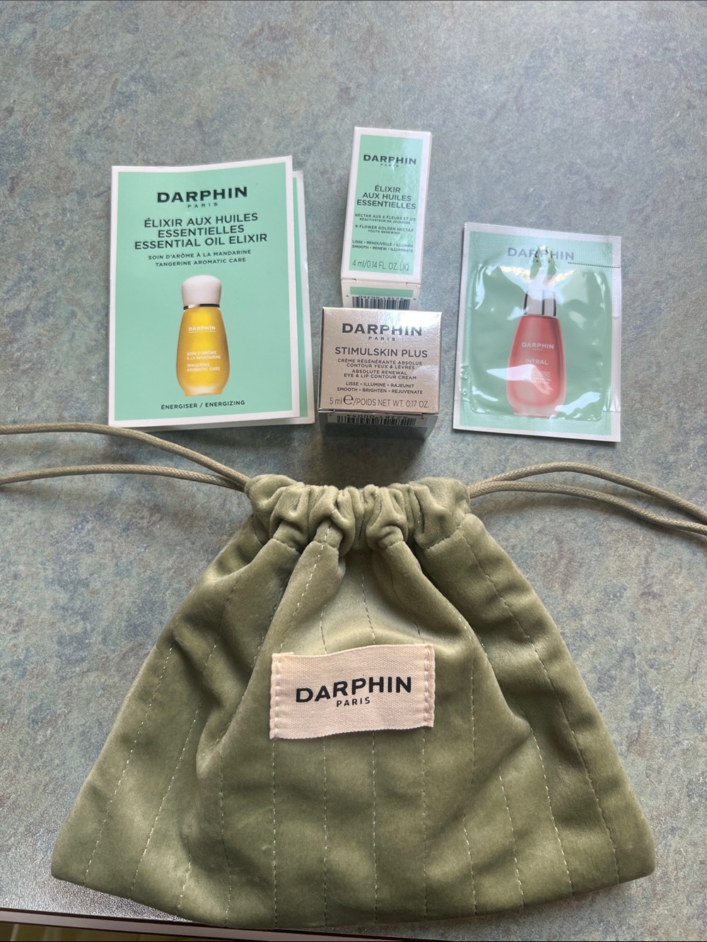 Darphin travel bundle
